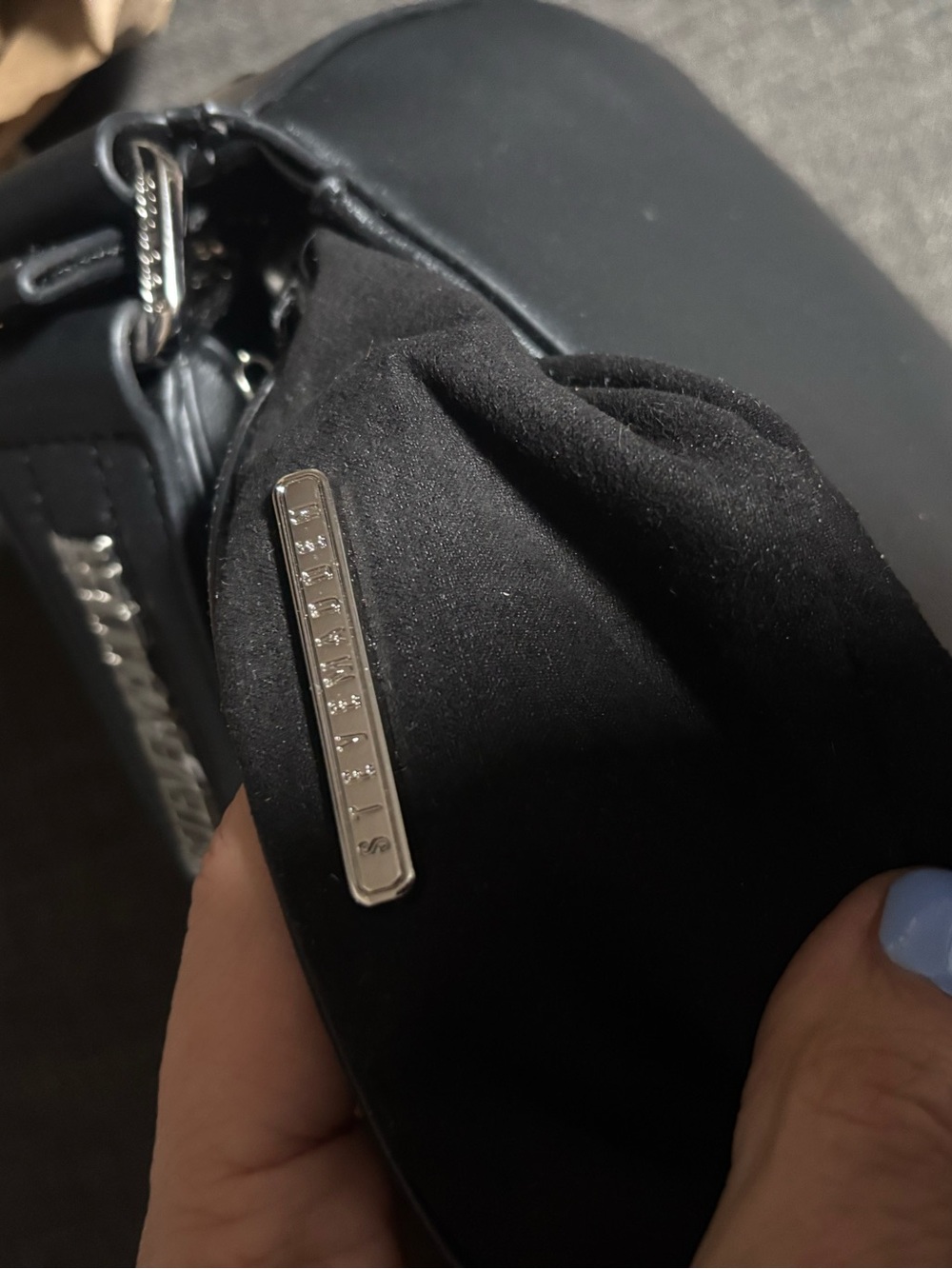 Steve Madden BDIXIE asymmetrical shoulder bag excellent condition - Picture 9 of 12